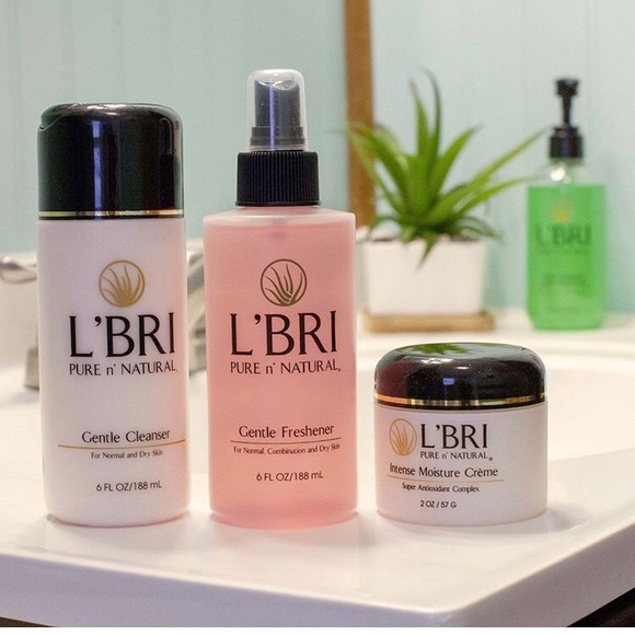 Skincare - Picture 2 of 6